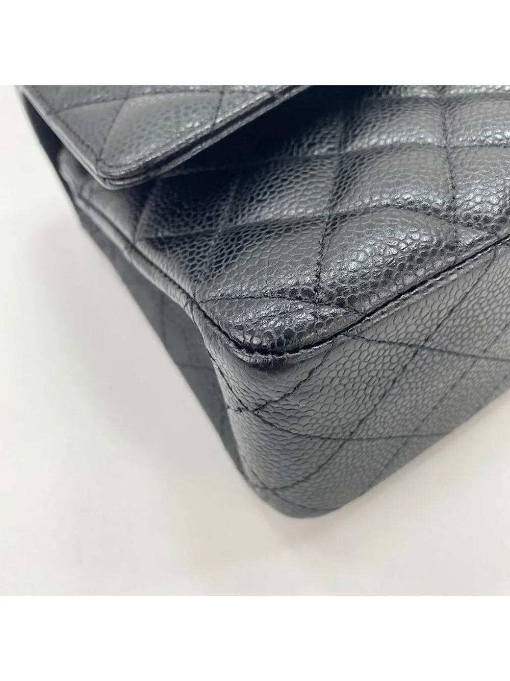 Chanel Handbag Quilted 25